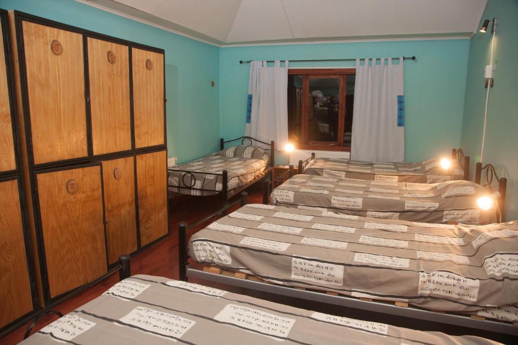 The Singing Lamb Bed & Breakfast Puerto Natales Phòng bức ảnh